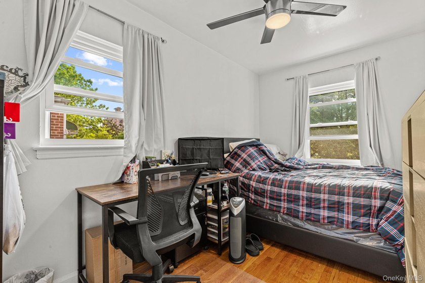 Welcome to 2027 Mayflower Avenue, a classic brick single family - photo 13