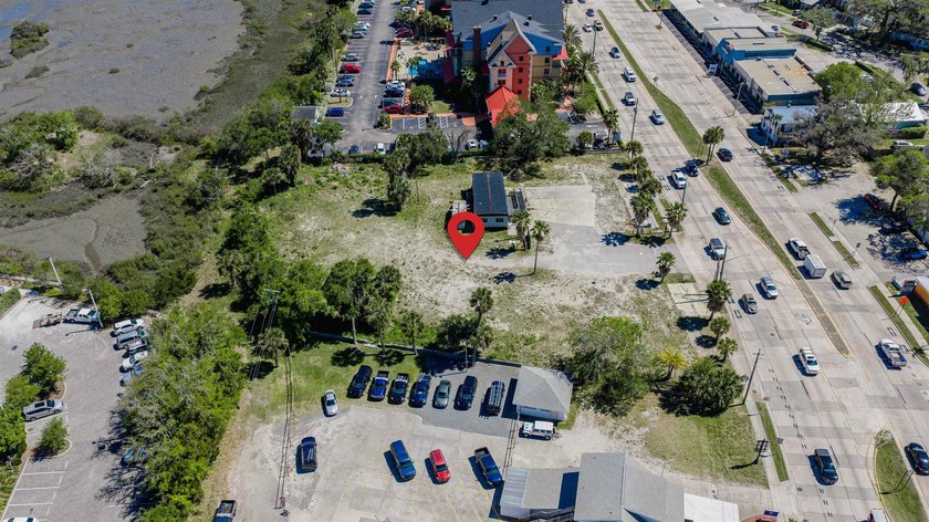 Prime commercial opportunity in the heart of St. Augustine! - photo 5