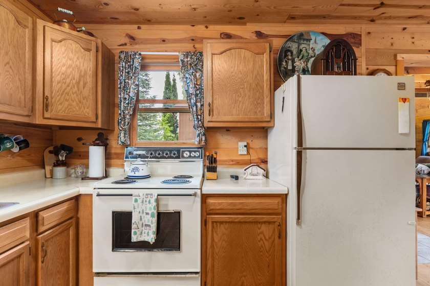 Showings began July 8th. Escape to your own private retreat - photo 14