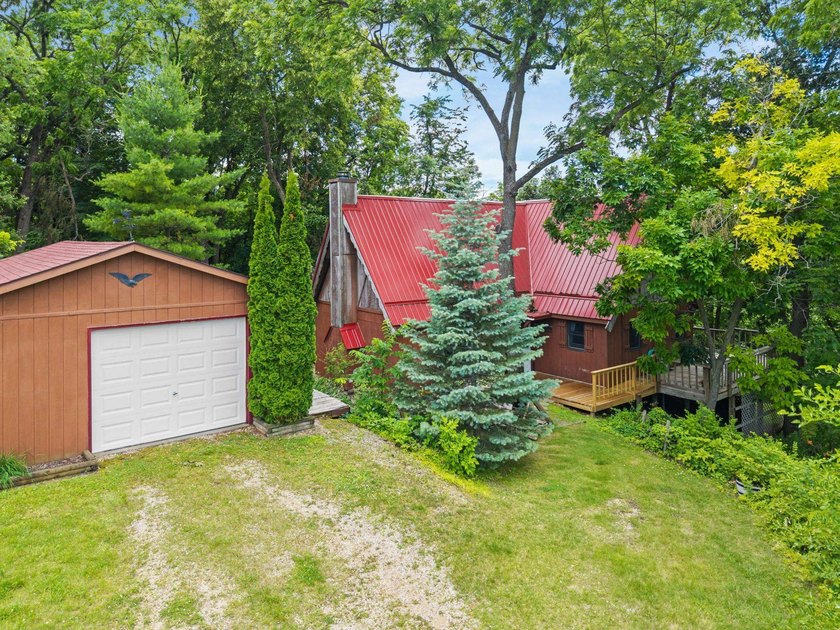 Showings began July 8th. Escape to your own private retreat - photo 28
