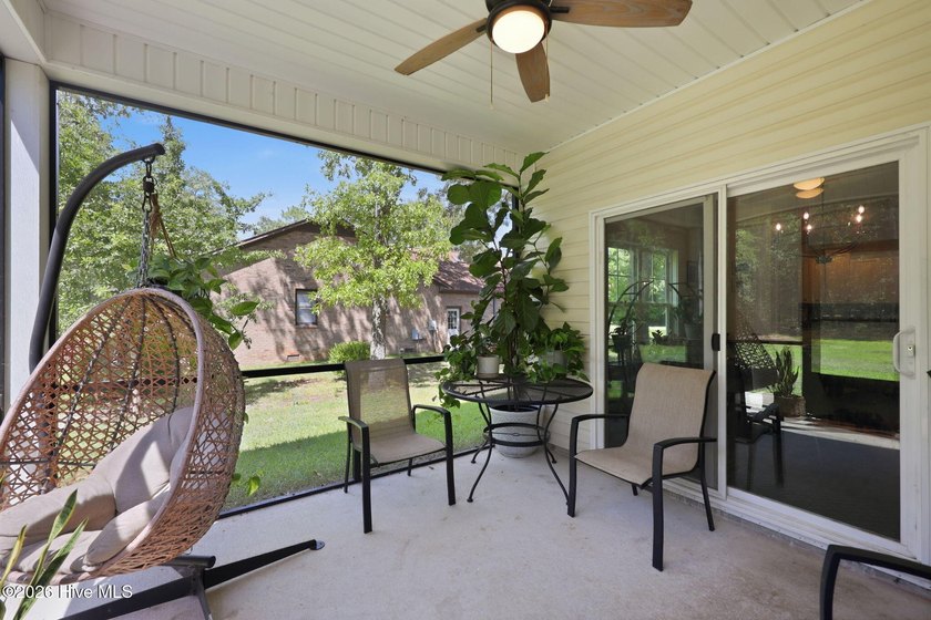 Discover the Oriental Plan, a thoughtfully designed builder's - photo 38