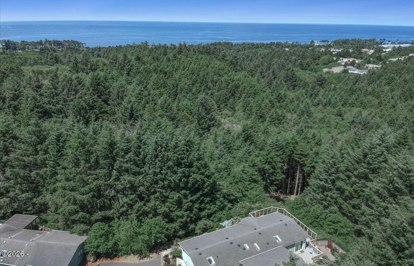 Stunning manufactured home WITH OCEAN VIEWS in a lovely - photo 3