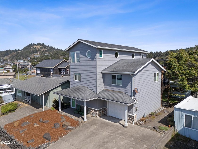 Your beach home awaits, create lasting memories! Located in - photo 2
