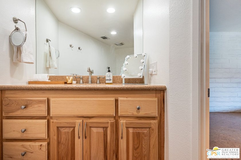 Resort Style Living at Cathedral Canyon Country Club! This light - photo 25