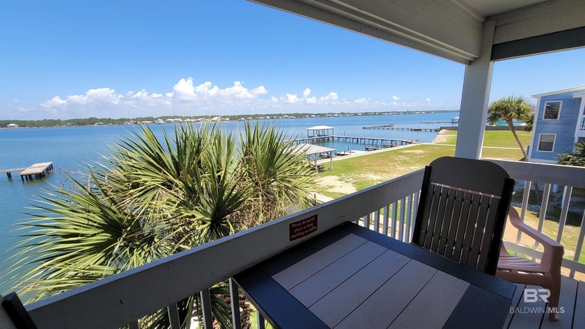 Price Adjustment!! Schedule your tour today! Newly Renovate with - photo 5