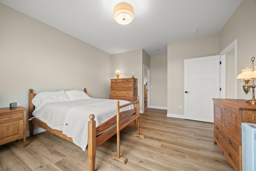 Enjoy the ease of one-level living in this beautifully designed - photo 14