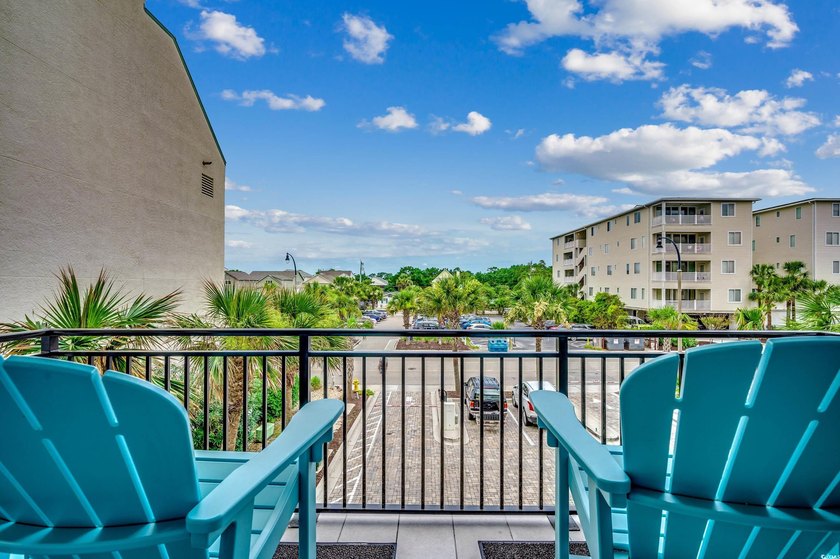 Enjoy easy living in this first-floor 2 bedroom / 2 bath - photo 34