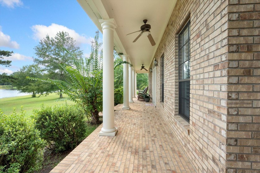 Welcome to 51 Lakeside Drive in Columbia, Mississippi--a - photo 42