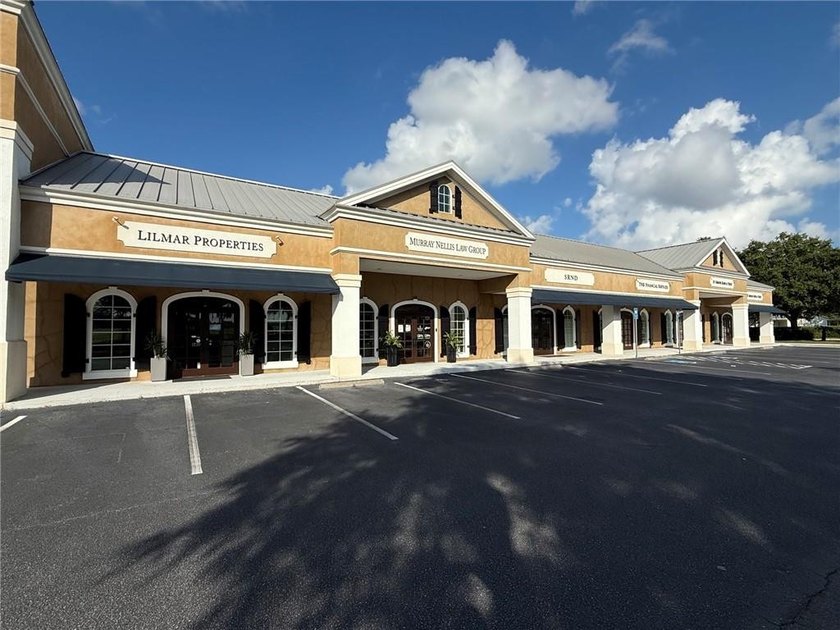 This professional 2500 SF two-level office retail commercial - photo 3