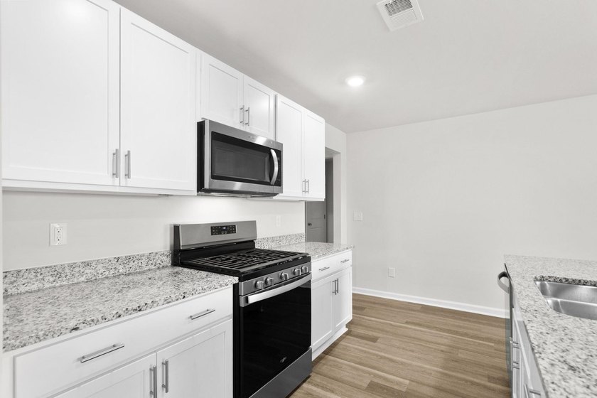 Welcome to Ridgefield, where peaceful neighborhood living meets - photo 23