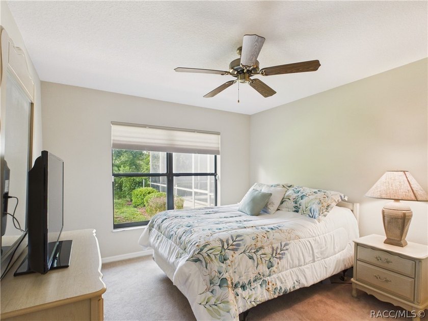 Welcome to Florida living in this well maintained 3 bedroom 2 - photo 38