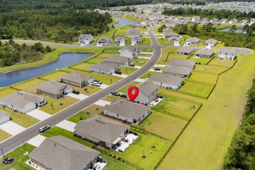 Welcome to Ridgefield, where peaceful neighborhood living meets - photo 47
