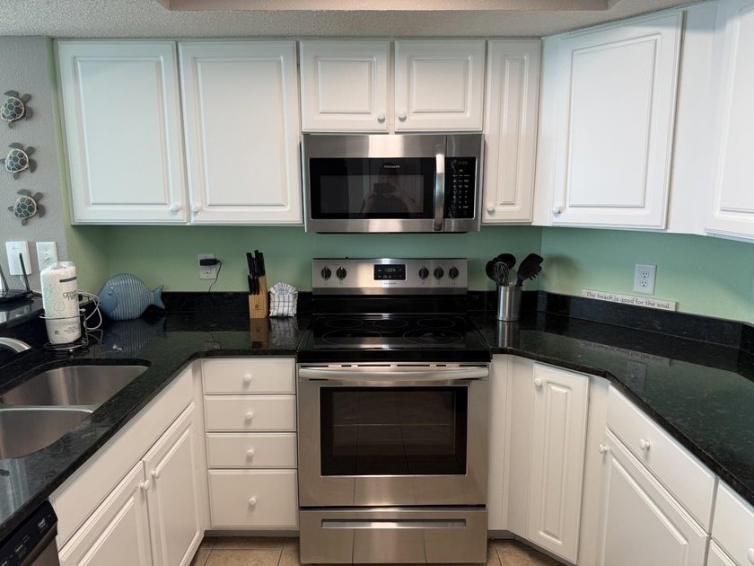 PENTHOUSE!! If you are truly looking for a unit that is - photo 38