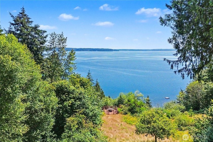 Enjoy breathtaking views of the sound &amp; Mt. Rainier, with a - photo 38