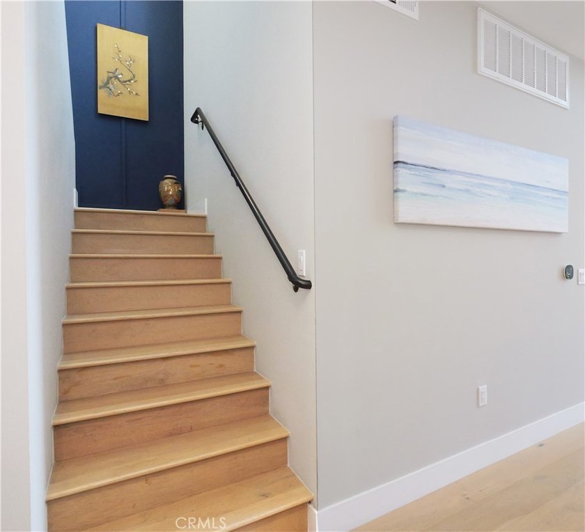 Tucked away in South Redondo, One South is a luxury - photo 14