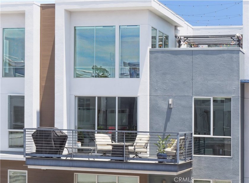 Tucked away in South Redondo, One South is a luxury - photo 22