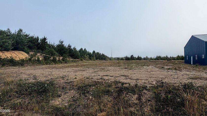 Affordable, generously sized lot zoned I-P Planned Industrial - photo 2
