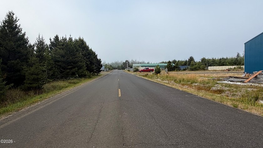 Affordable, generously sized lot zoned I-P Planned Industrial - photo 8