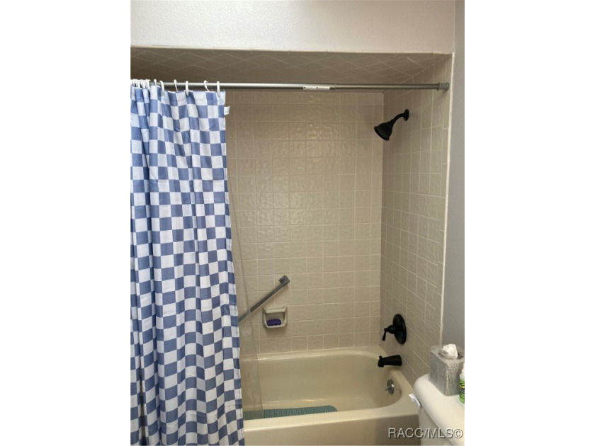 $7,500 NEW PRICE REDUCTION! Beautiful VILLA on the CANAL with - photo 19