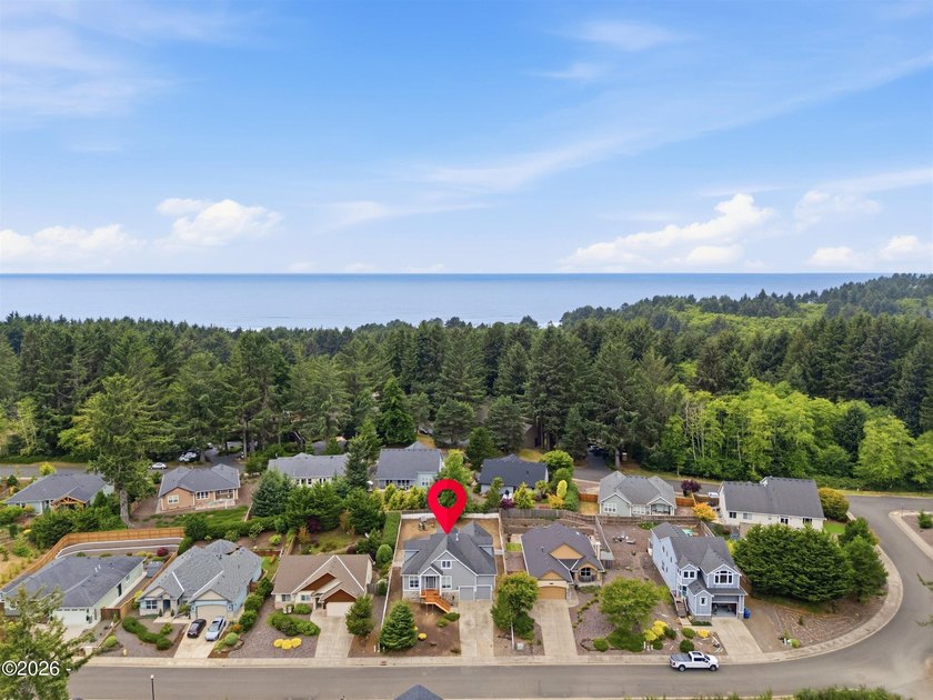 Situated within Lincoln City's expanding Lincoln Palisades - photo 2