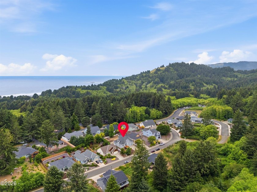 Situated within Lincoln City's expanding Lincoln Palisades - photo 3