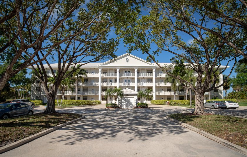 Beautiful and spacious 2 bdrms, 2baths apartment in the - photo 34