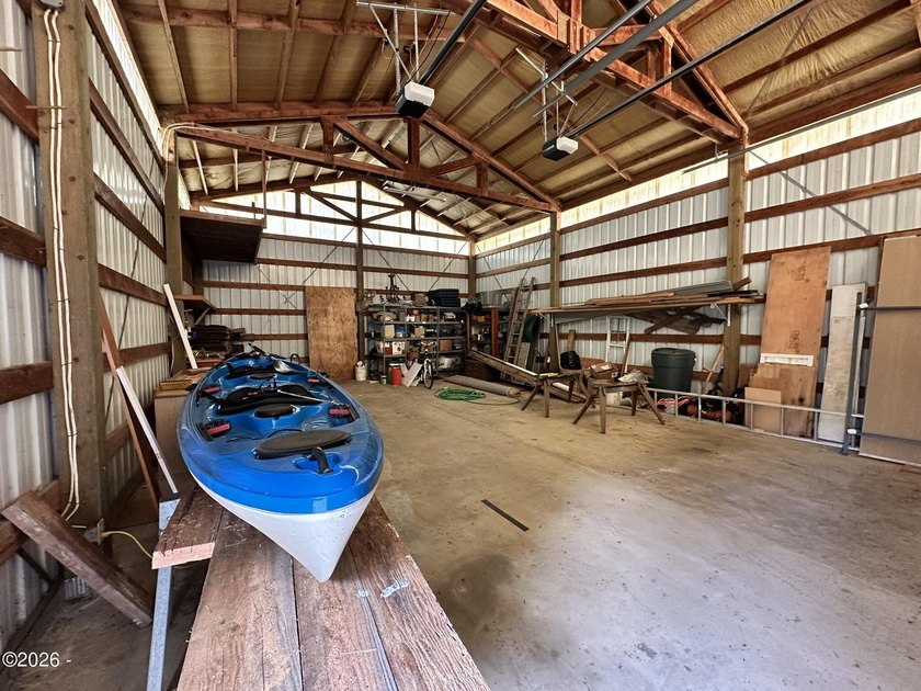 Gorgeous Bayviews await! 3 Bedroom 2 bath home convenient South - photo 6
