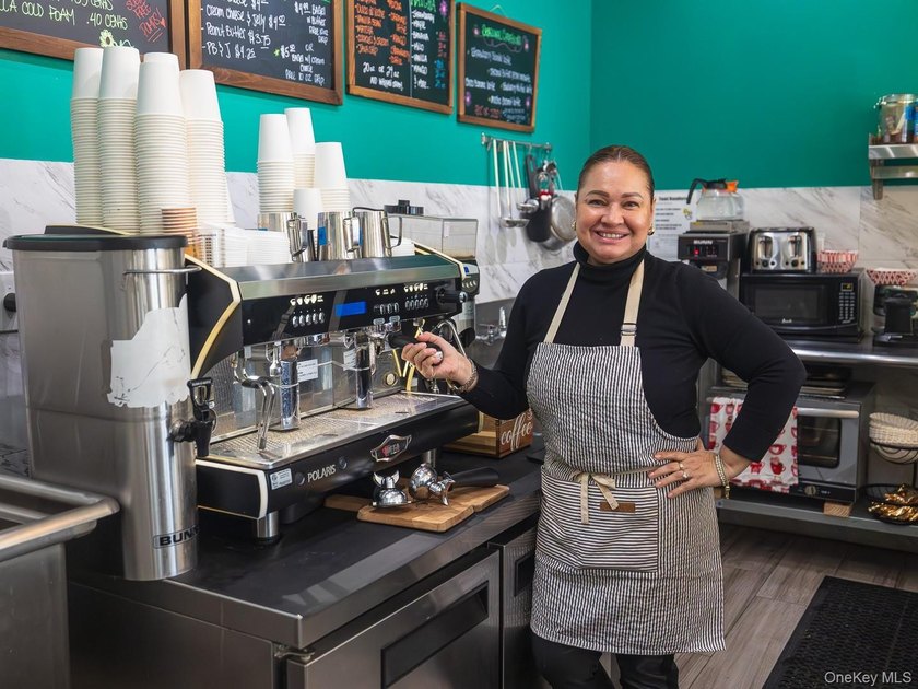 Vida Coffee Shop - Turn-Key Award-Winning Cafe. PRIME LOCATION - photo 5