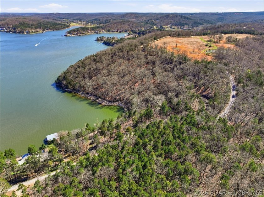 An exceptional opportunity to own 4.4 acres of serene waterfront - photo 13