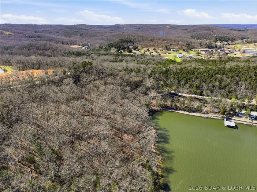 An exceptional opportunity to own 4.4 acres of serene waterfront - photo 14