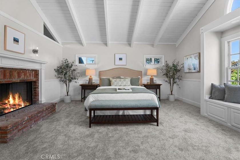 Welcome to one of Old Torrance's most inviting residences, where - photo 21