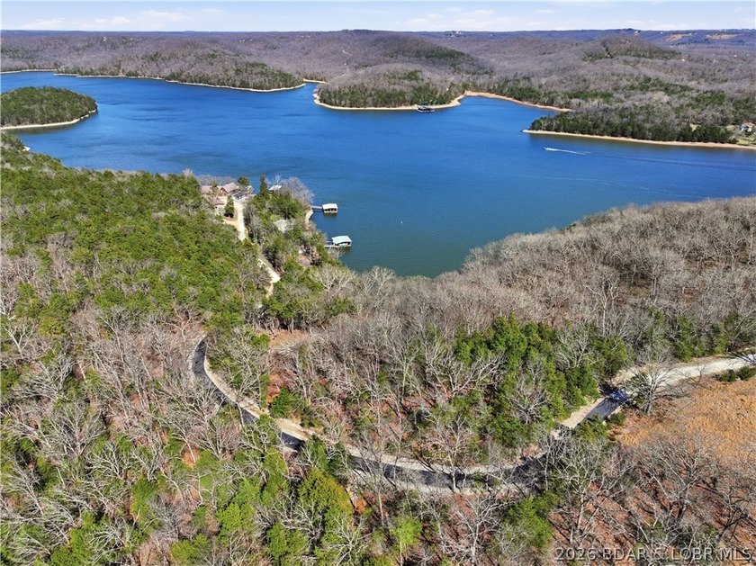 An exceptional opportunity to own 4.4 acres of serene waterfront - photo 22