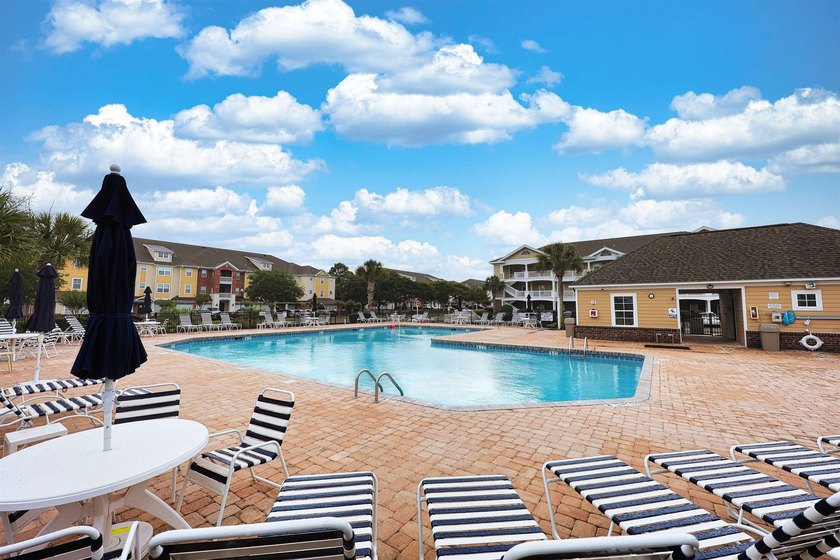 Enjoy easy first floor living in this beautifully updated 2 - photo 22