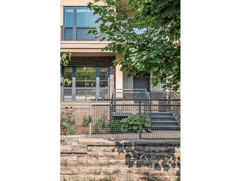 Freshly updated and move-in ready, this spacious 2-bedroom - photo 28