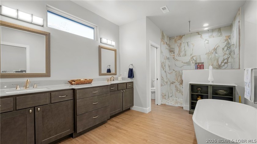 Step into effortless living with this immaculate, newer - photo 14