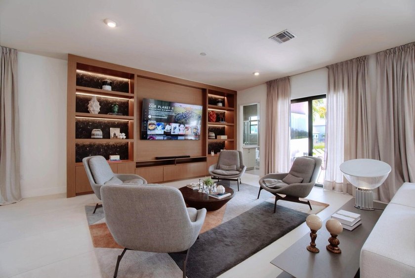 Fantastic two-story pool home in the prestigious Lotus - photo 17