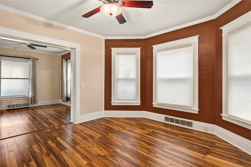 Packed with charm, space and updates, welcome to 113 - photo 12
