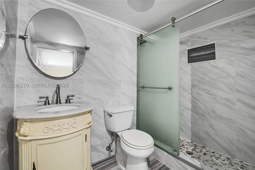 Beautiful 2-bedroom, 2-bath condo located in the desirable gated - photo 15