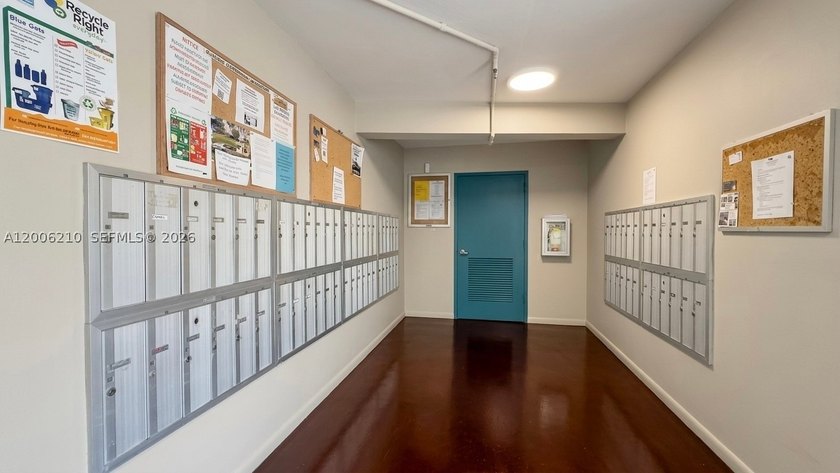 Beautiful 2-bedroom, 2-bath condo located in the desirable gated - photo 17