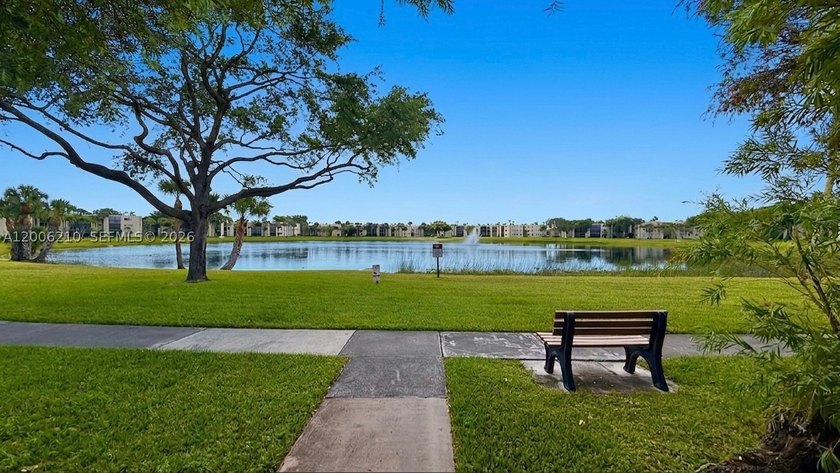 Beautiful 2-bedroom, 2-bath condo located in the desirable gated - photo 21