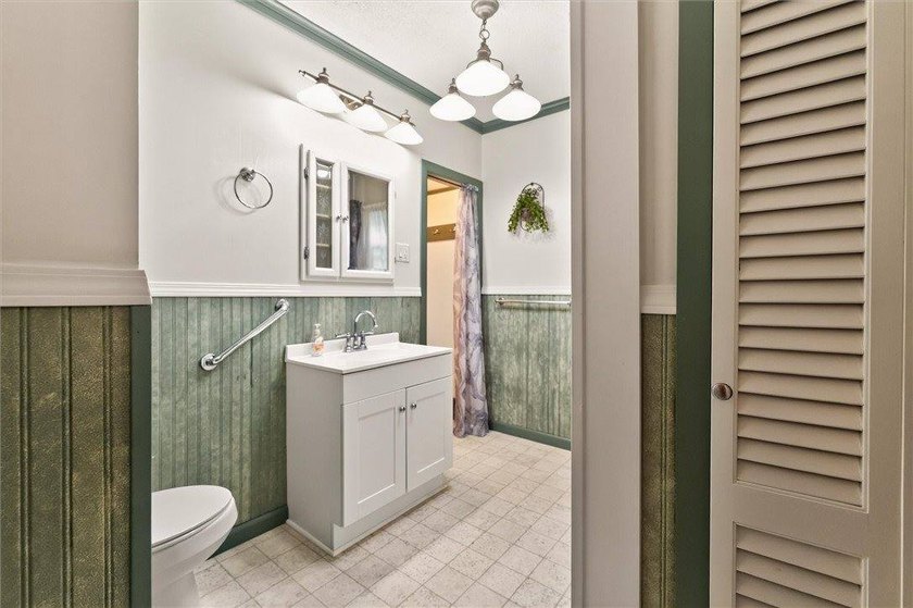Packed with charm, space and updates, welcome to 113 - photo 33