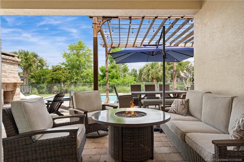 Every once in awhile, a home comes along that truly has it all! - photo 37