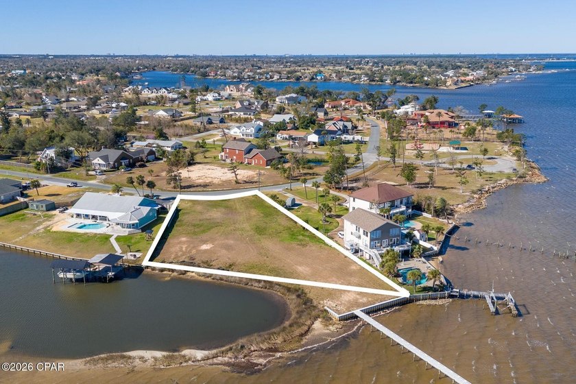 A rare stretch of North Bay shoreline sets the stage for - photo 12