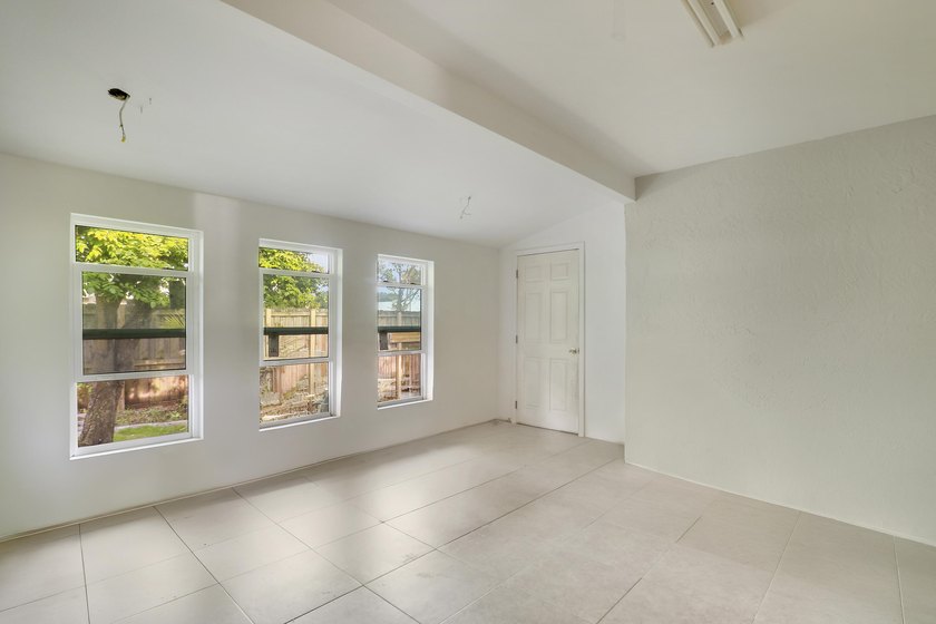 Welcome to 3814 Van Cott Place in Palm Beach Gardens - a - photo 16