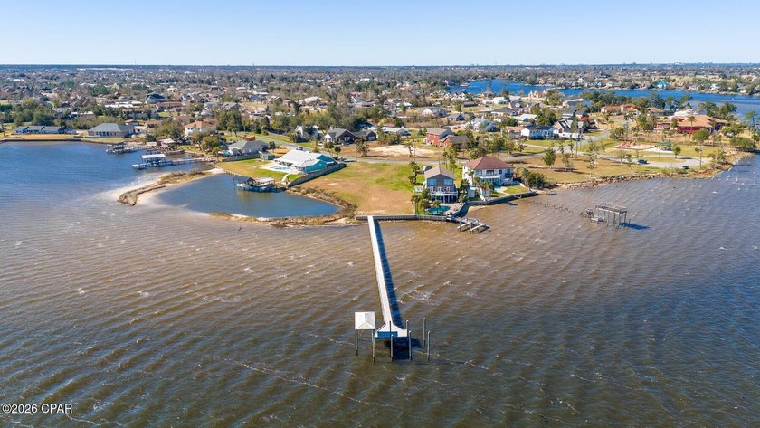 A rare stretch of North Bay shoreline sets the stage for - photo 21