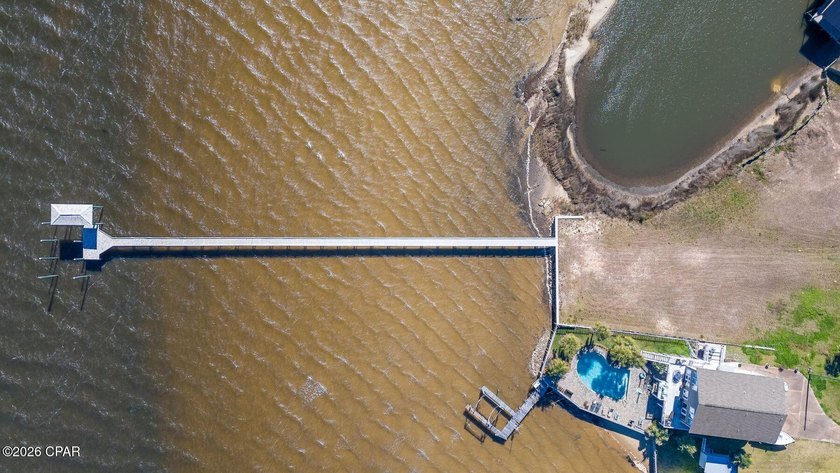 A rare stretch of North Bay shoreline sets the stage for - photo 27