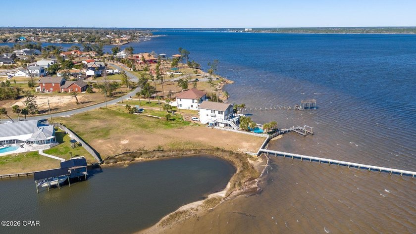 A rare stretch of North Bay shoreline sets the stage for - photo 38