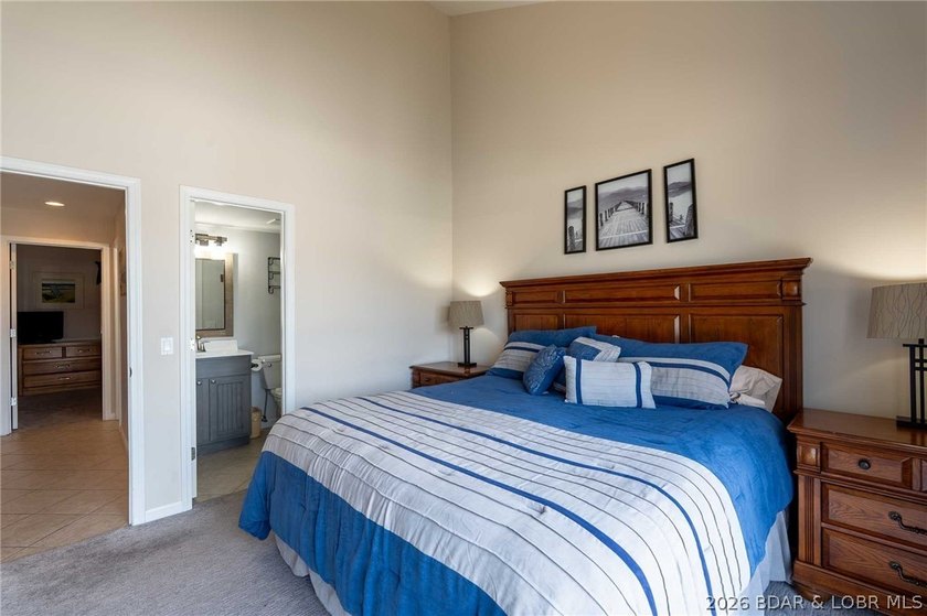Fully updated, turn-key condo with incredible views and a large - photo 14