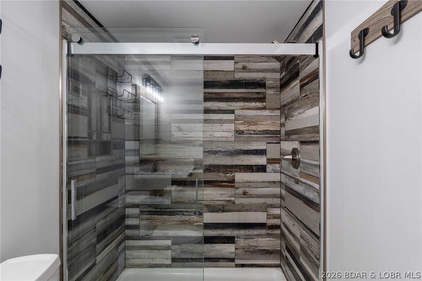 Fully updated, turn-key condo with incredible views and a large - photo 17