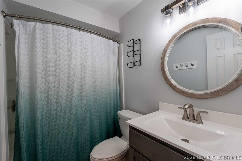 Fully updated, turn-key condo with incredible views and a large - photo 21